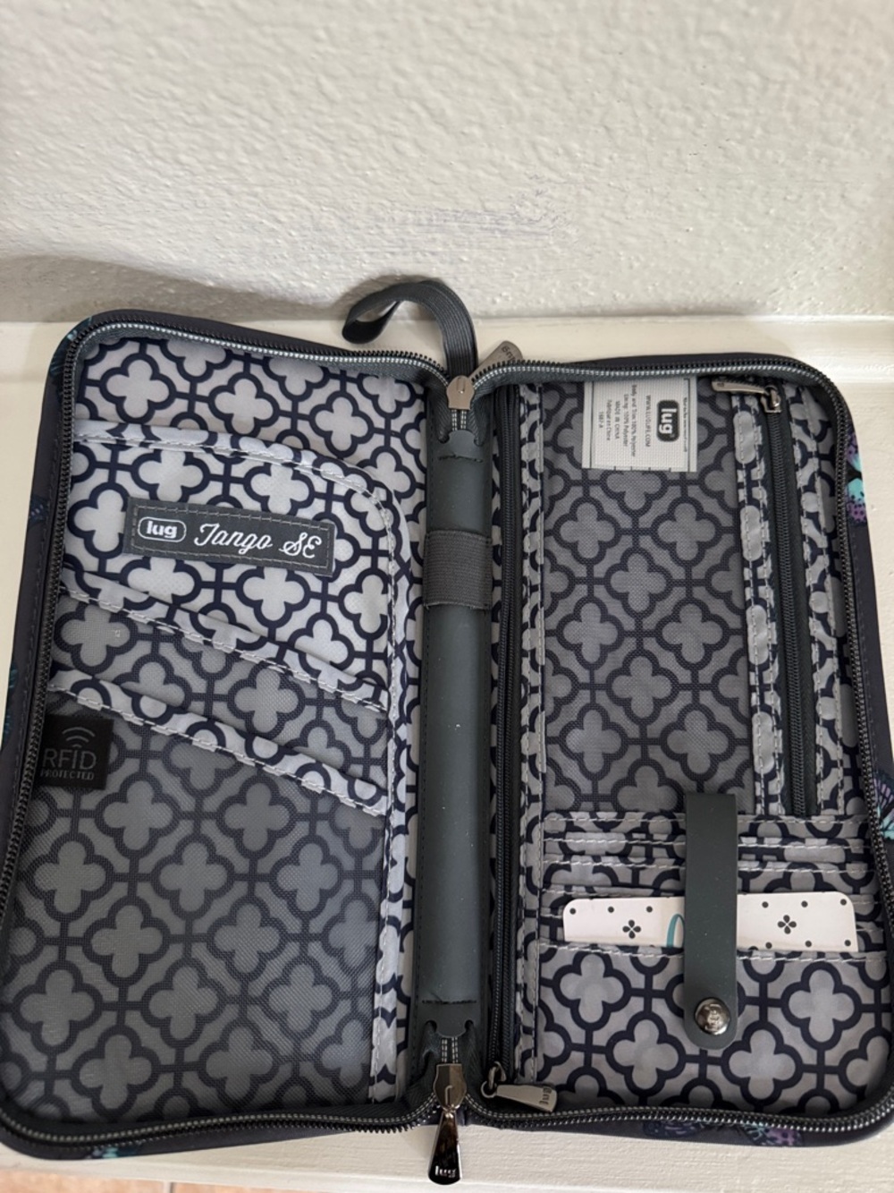 NWOT LUG Tango SE - Picture 6 of 9